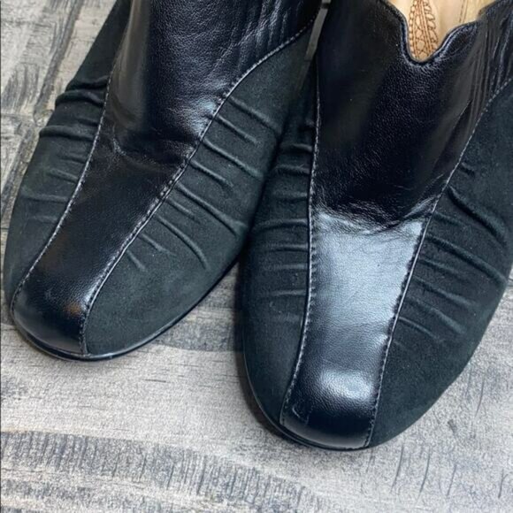 Sofft Pleated Leather Suede Slip On Heels 8M - Picture 6 of 9